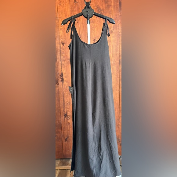 Lulu's Charcoal Sleeveless Maxi Dress - Picture 4 of 4